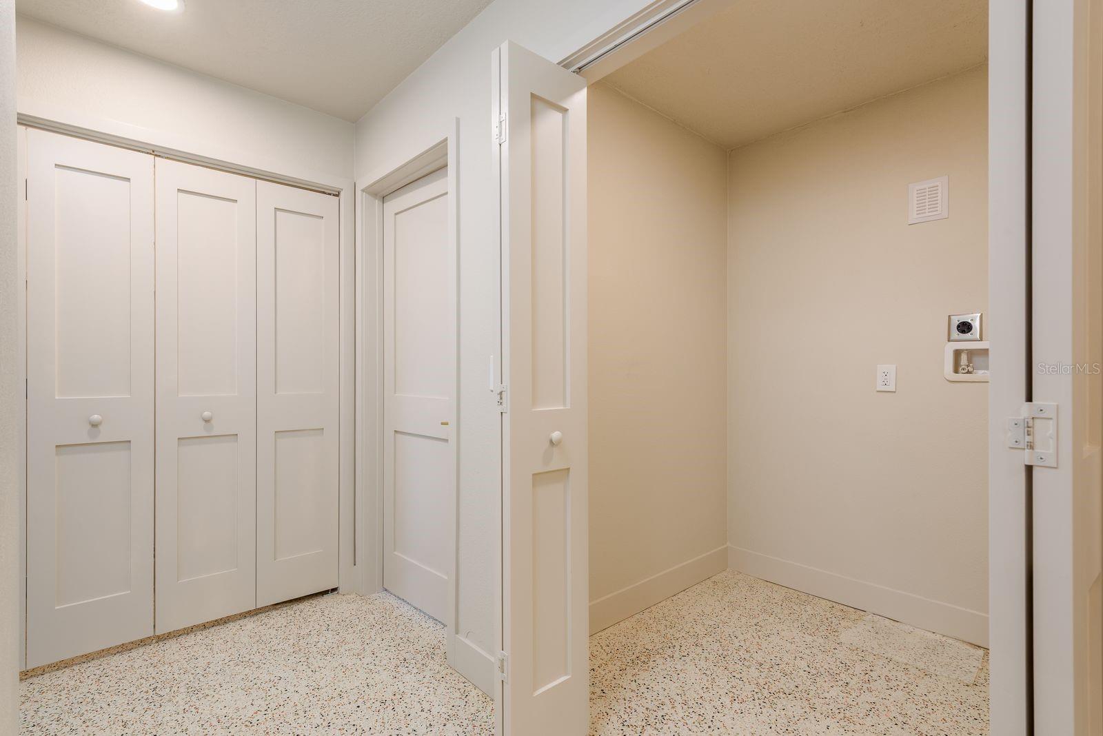 FAIRWAY ESTATES 4TH ADD - Residential