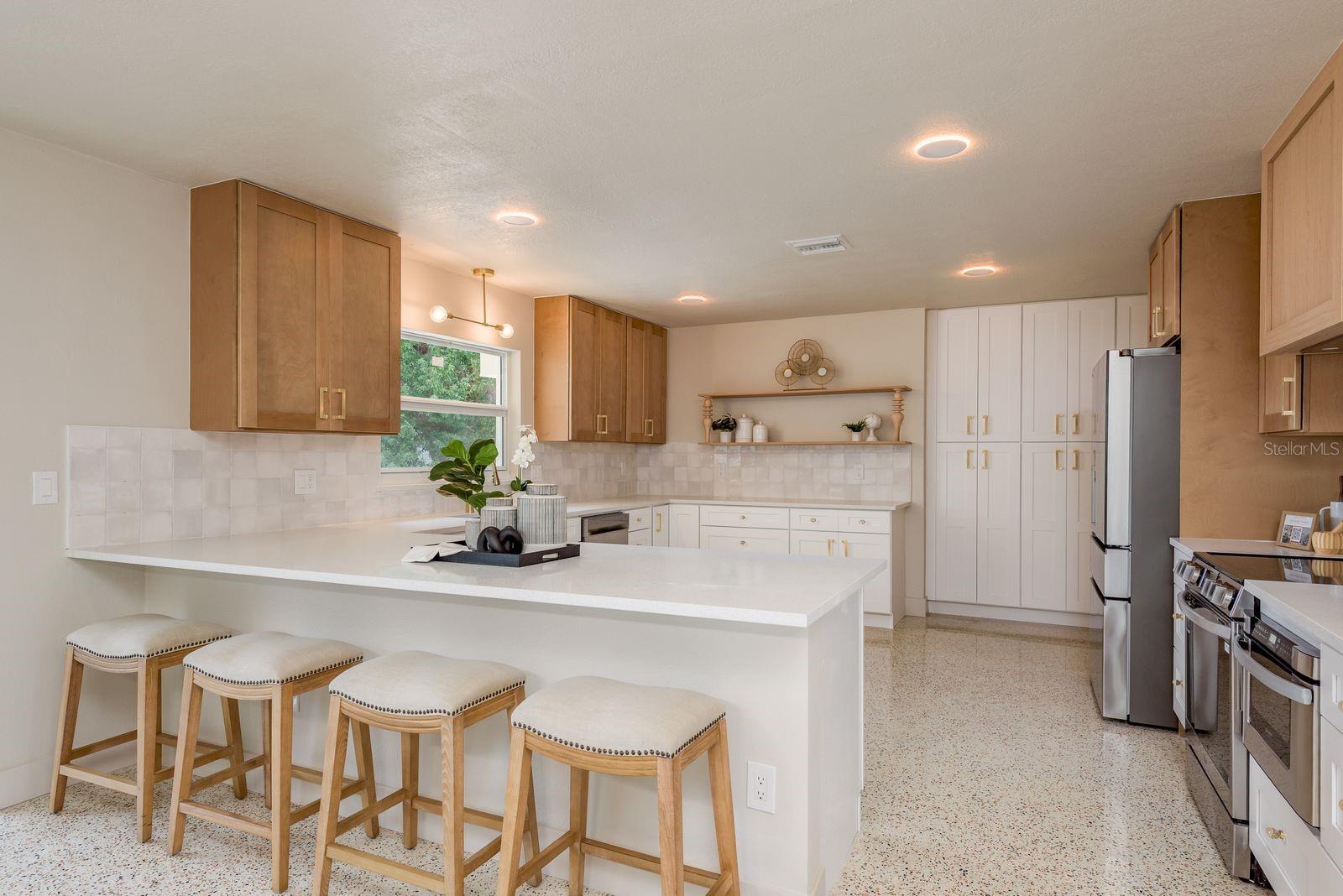 FAIRWAY ESTATES 4TH ADD - Residential