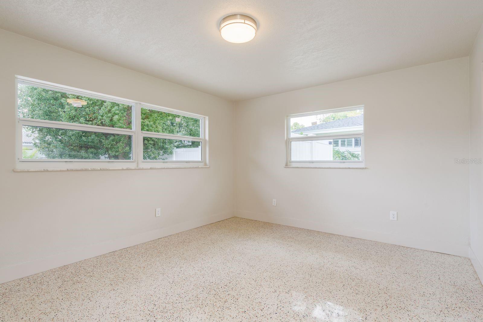 FAIRWAY ESTATES 4TH ADD - Residential