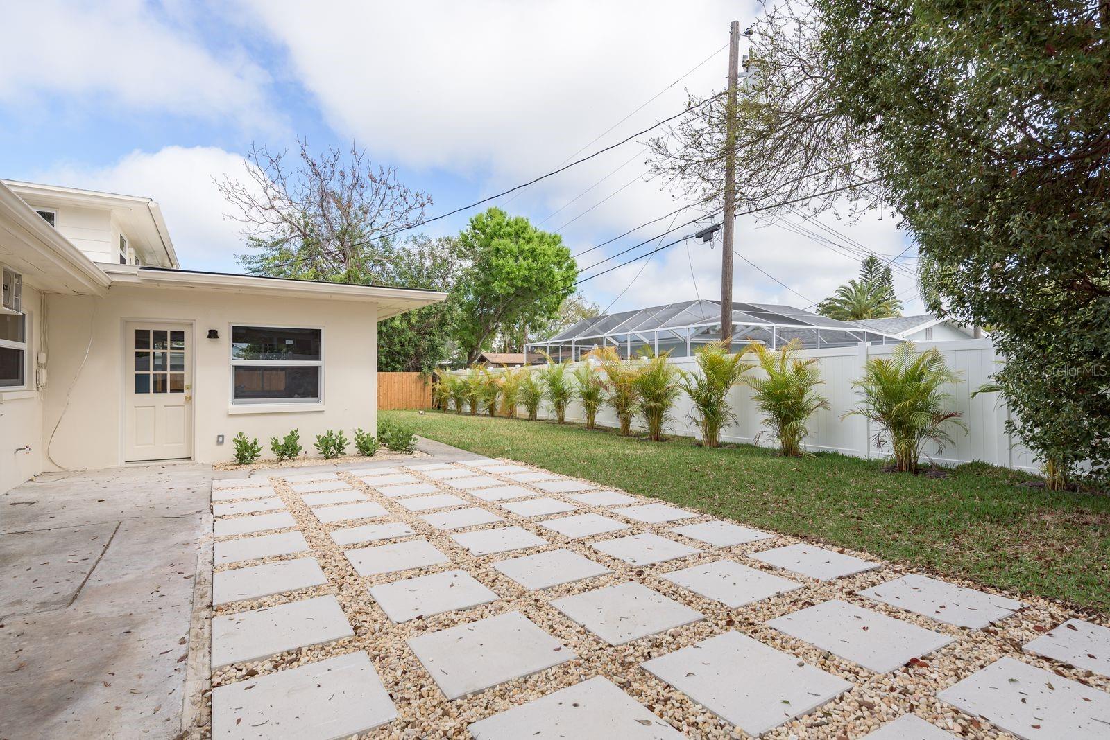 FAIRWAY ESTATES 4TH ADD - Residential