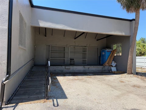 Photo of 4320 S Manhattan Avenue, Tampa, FL 33611 (MLS # TB8535737)
