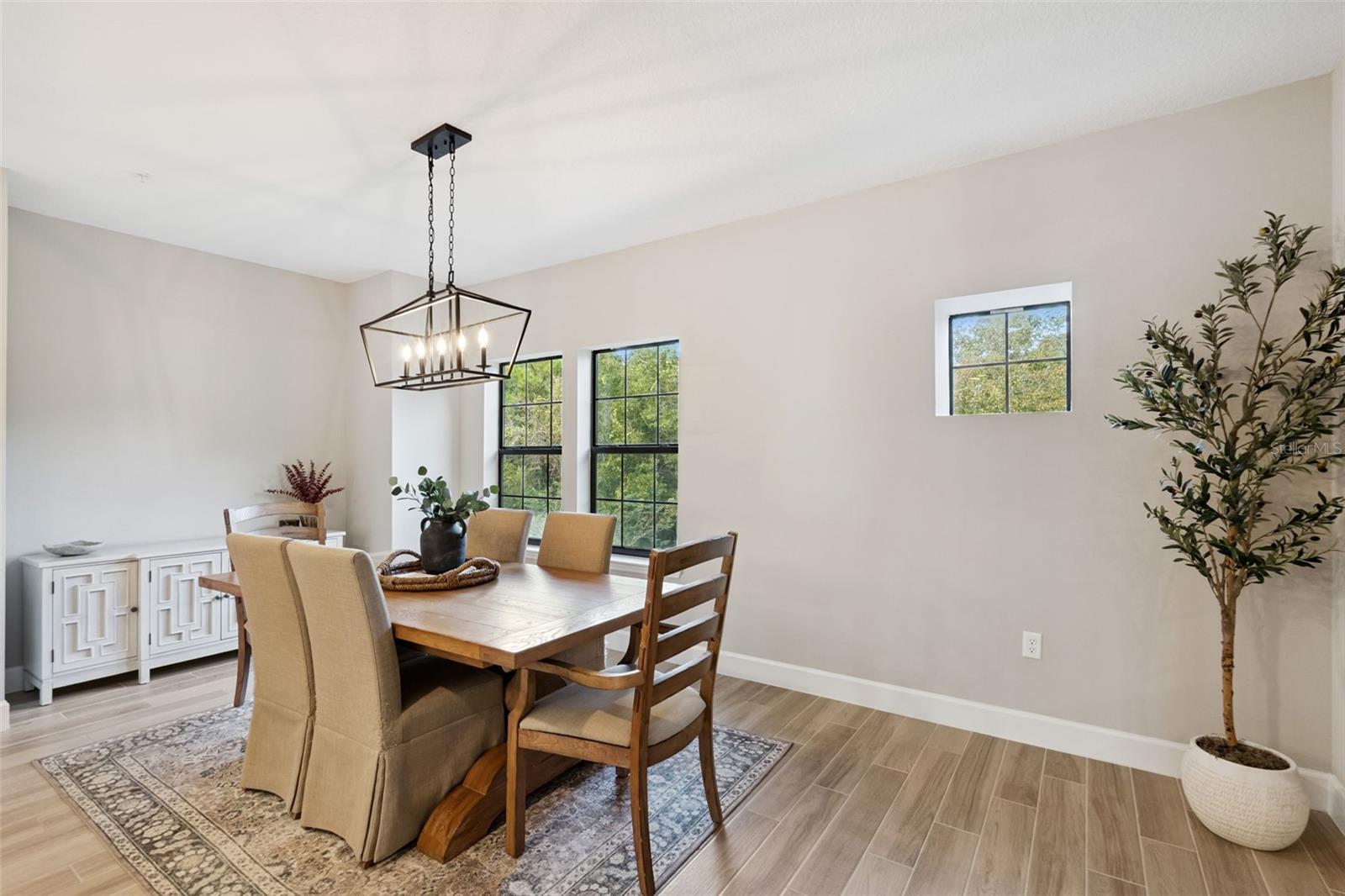 SEMINOLE CROSSING TOWNHOMES - Residential