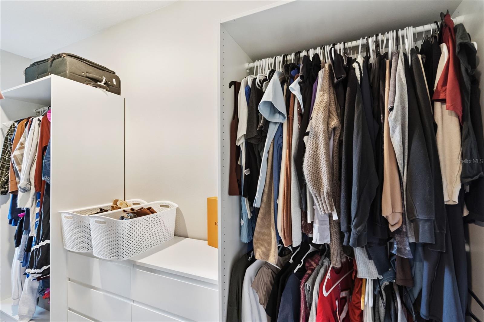 SEMINOLE CROSSING TOWNHOMES - Residential