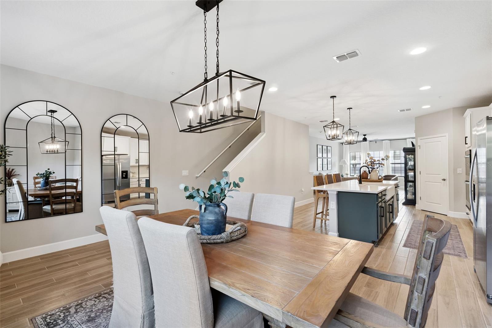 SEMINOLE CROSSING TOWNHOMES - Residential