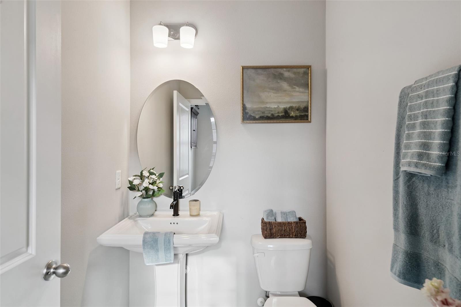 SEMINOLE CROSSING TOWNHOMES - Residential