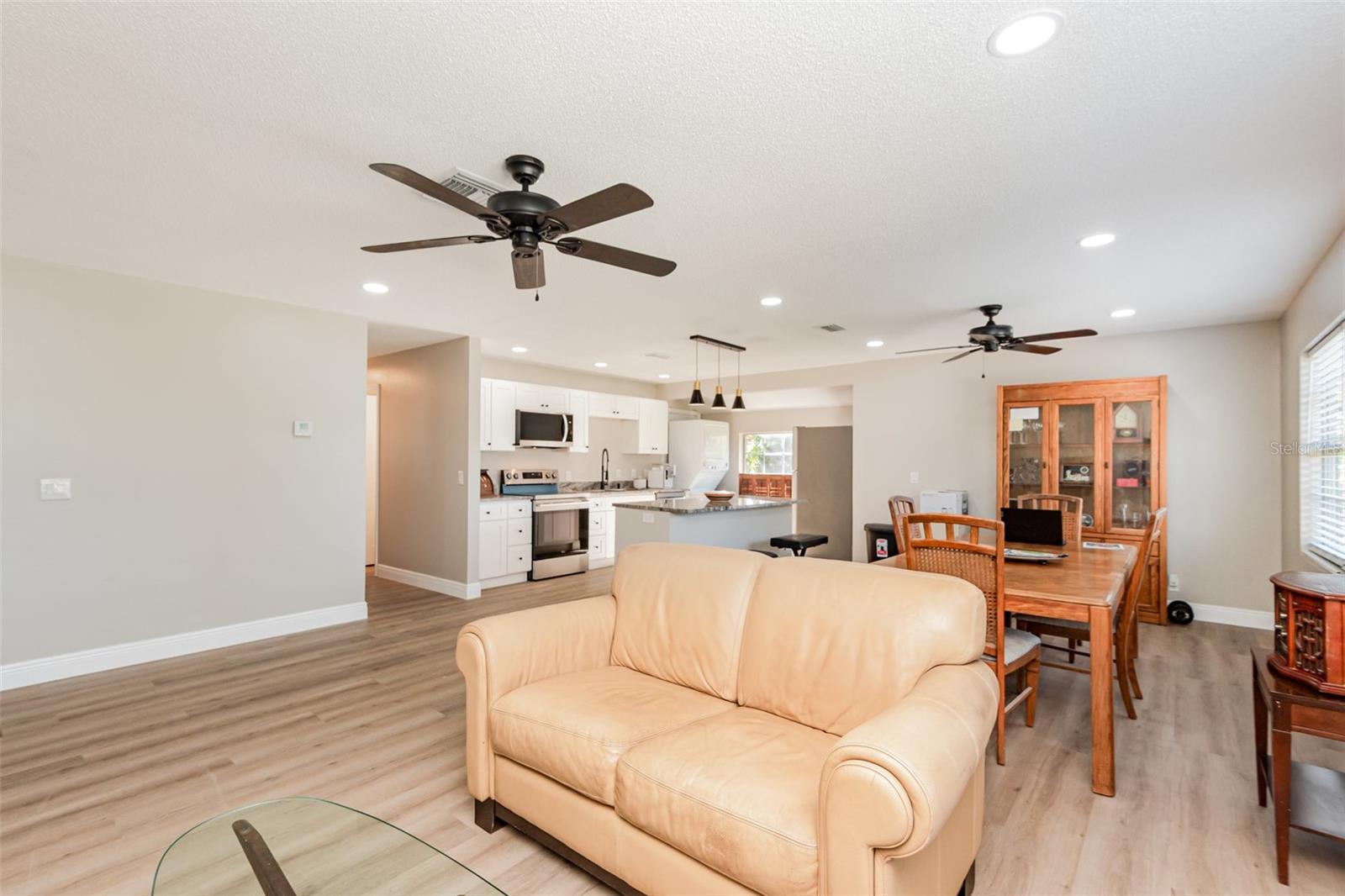 TOMOKA OAKS COUNTRY CLUB ESTATES - Residential