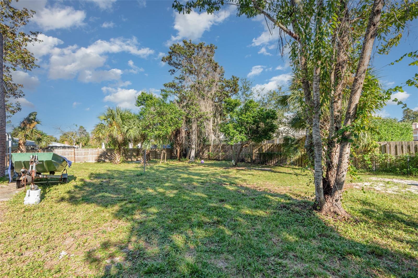 TOMOKA OAKS COUNTRY CLUB ESTATES - Residential