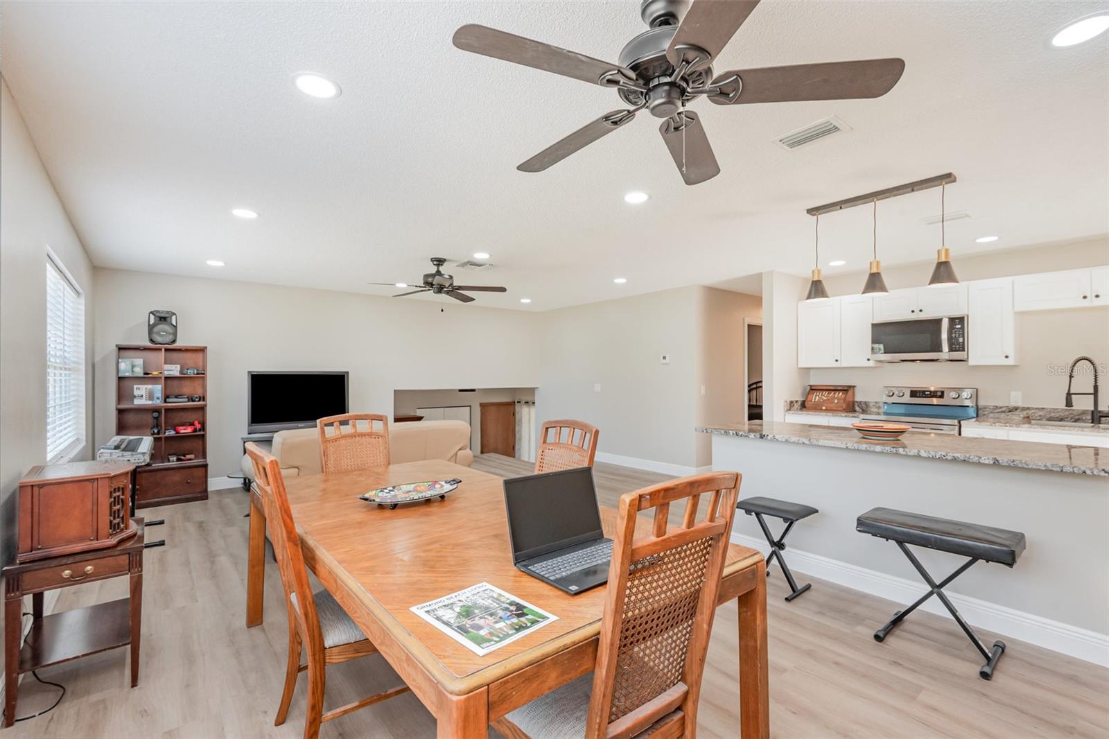 TOMOKA OAKS COUNTRY CLUB ESTATES - Residential