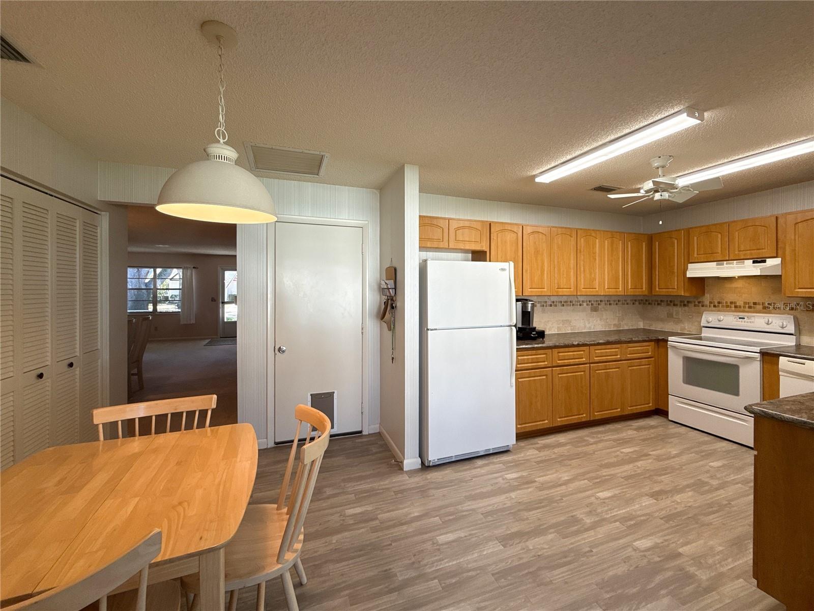 ON TOP OF THE WORLD - Residential