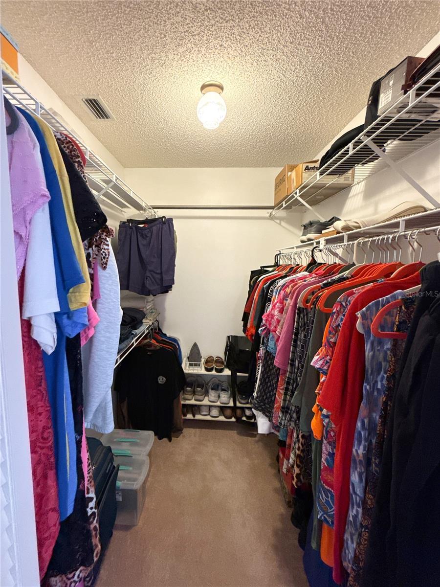 ON TOP OF THE WORLD - Residential