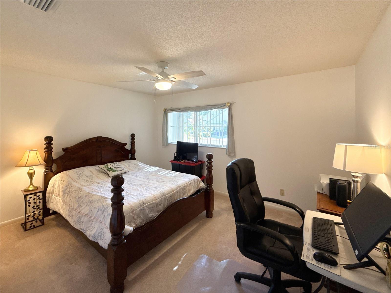 ON TOP OF THE WORLD - Residential