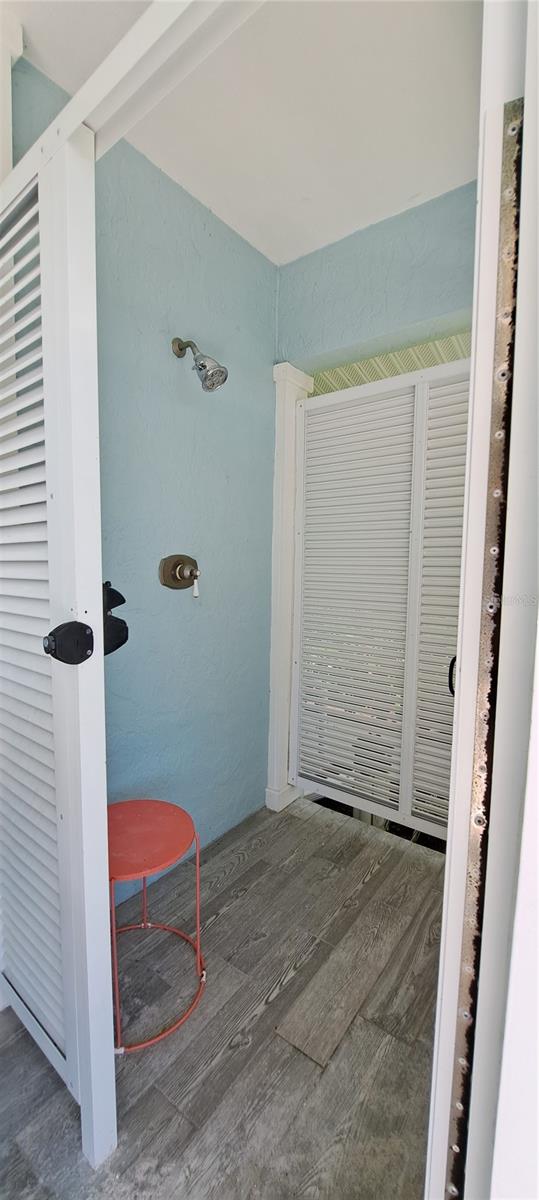 HARBOR DRIVE WATERWAYS - Residential