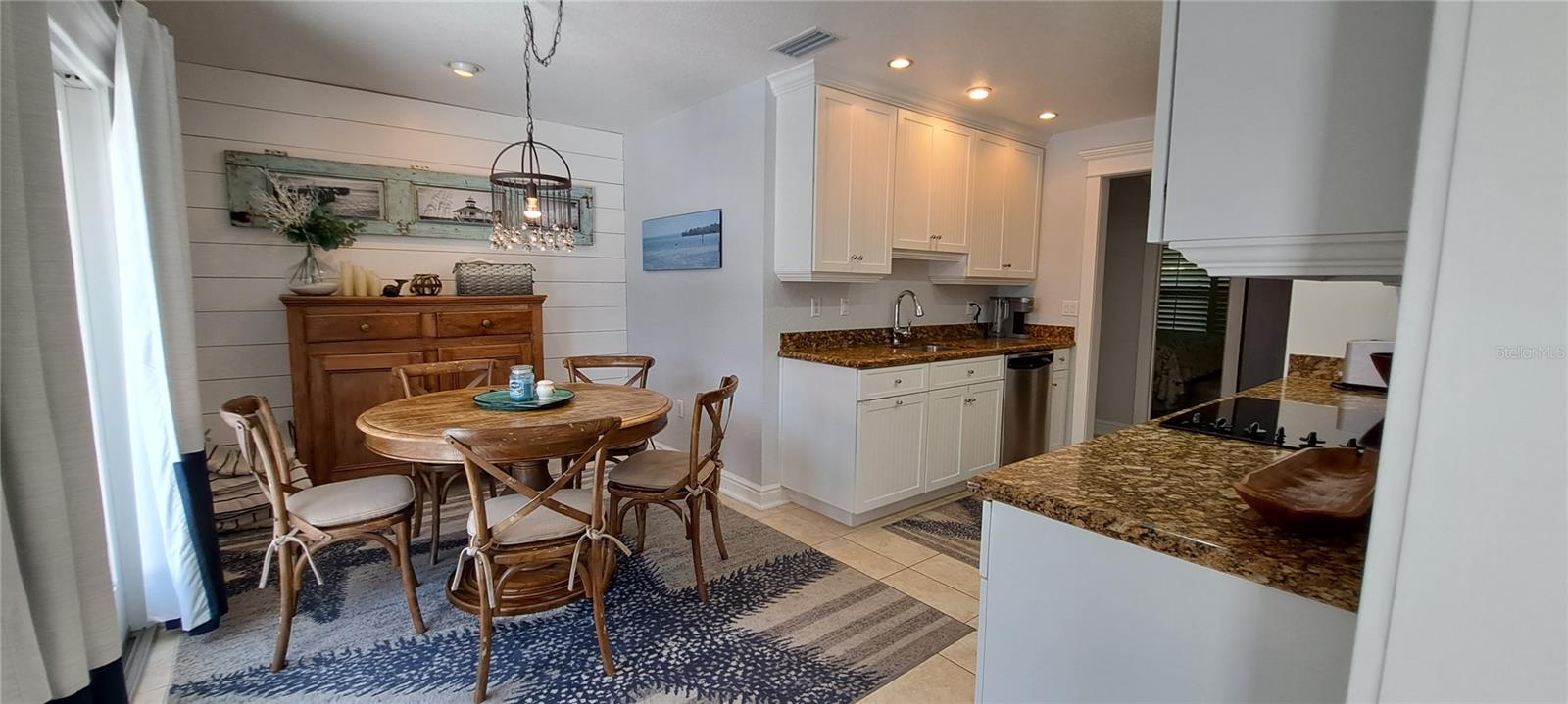 HARBOR DRIVE WATERWAYS - Residential