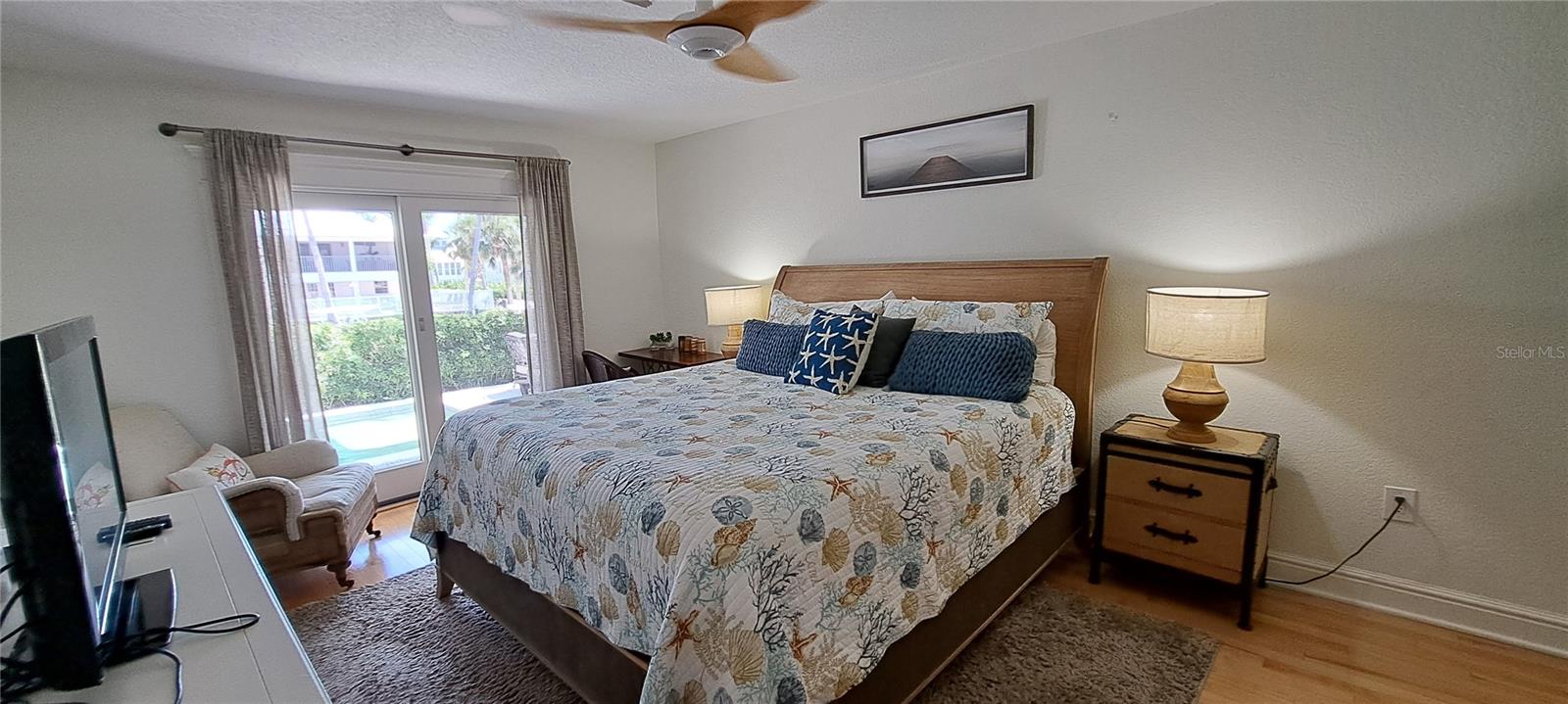 HARBOR DRIVE WATERWAYS - Residential