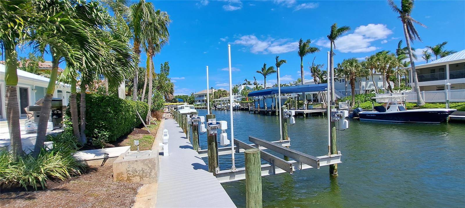 HARBOR DRIVE WATERWAYS - Residential