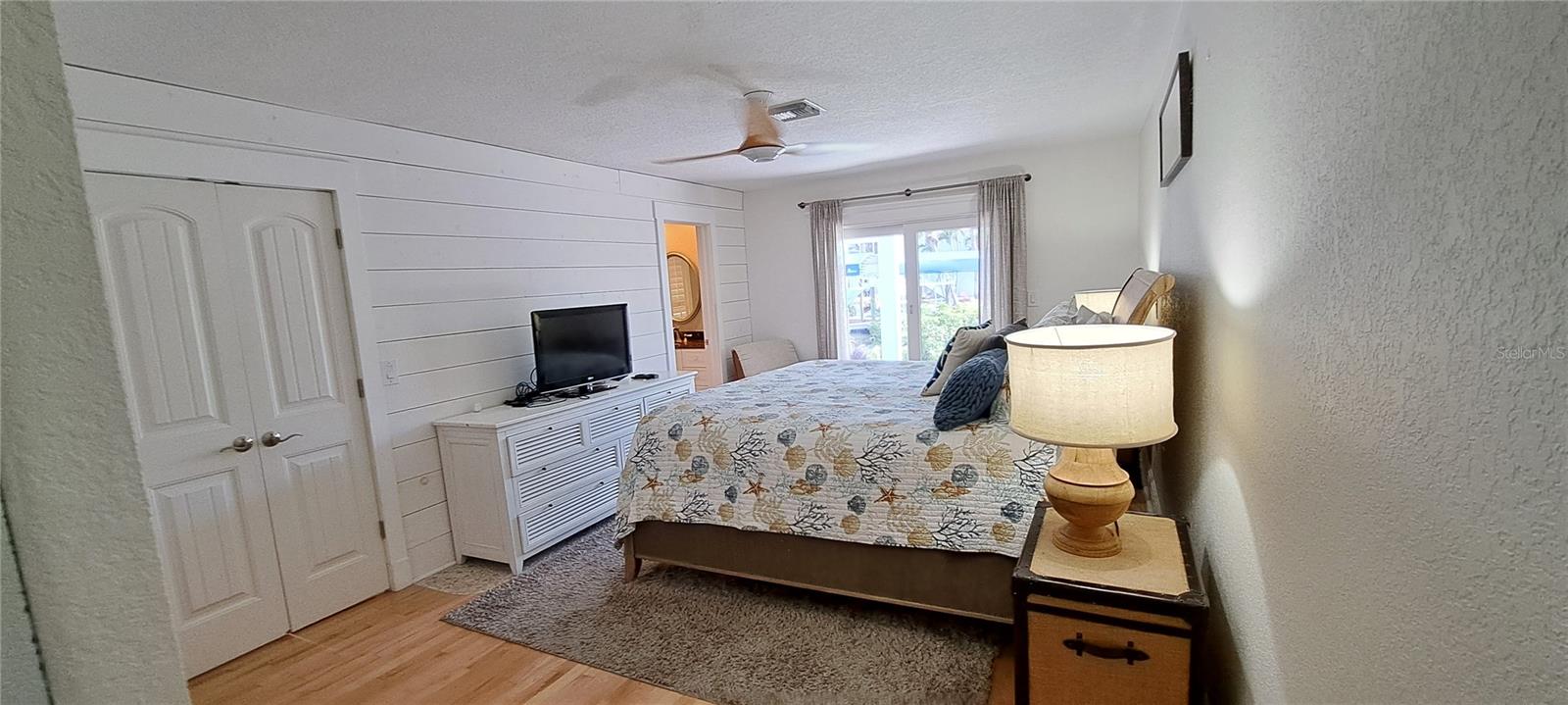 HARBOR DRIVE WATERWAYS - Residential