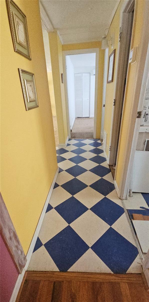 SIGNAL COVE - Residential