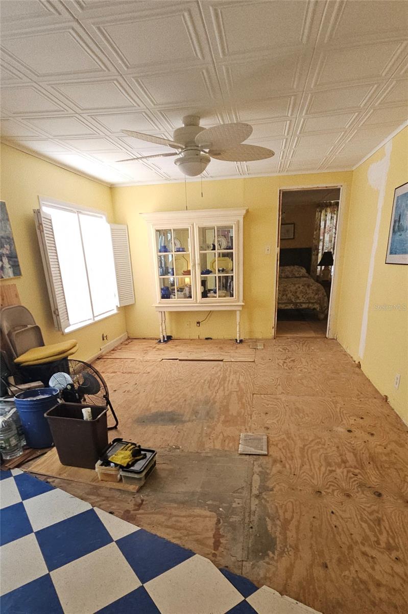 SIGNAL COVE - Residential