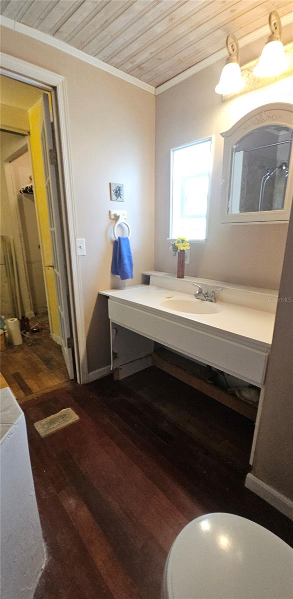 SIGNAL COVE - Residential