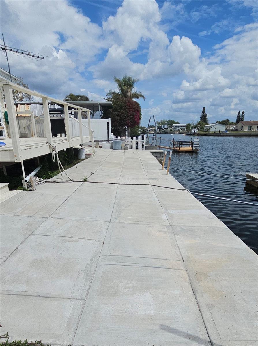 SIGNAL COVE - Residential