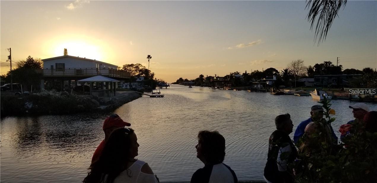 SIGNAL COVE - Residential