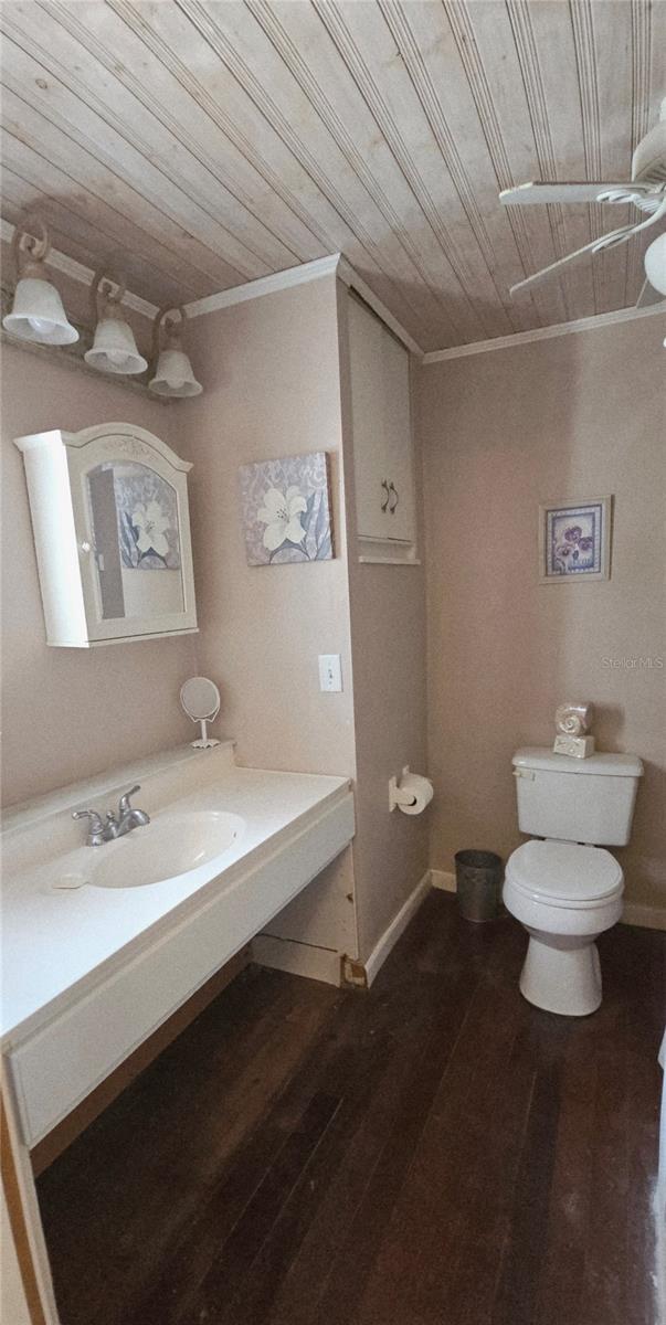 SIGNAL COVE - Residential