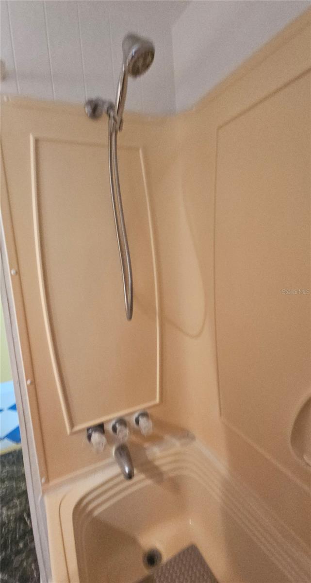 SIGNAL COVE - Residential