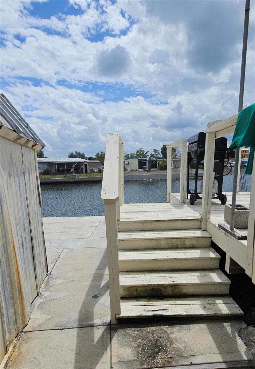 SIGNAL COVE - Residential