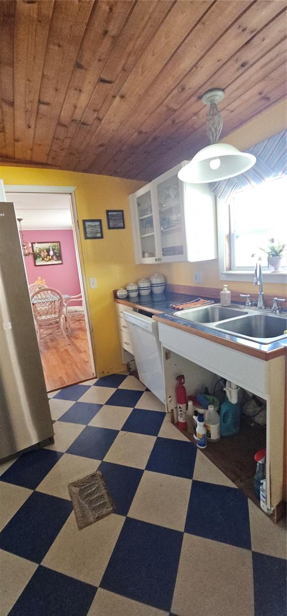 SIGNAL COVE - Residential