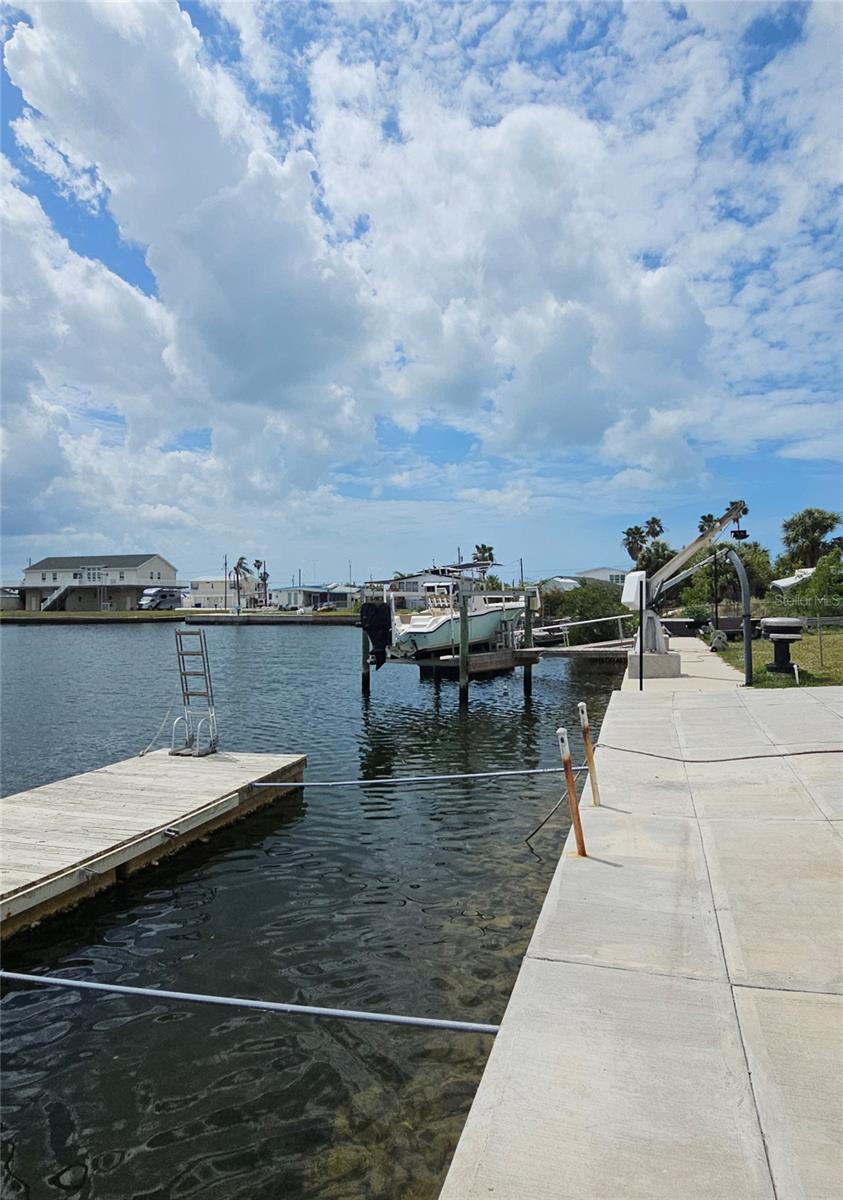 SIGNAL COVE - Residential