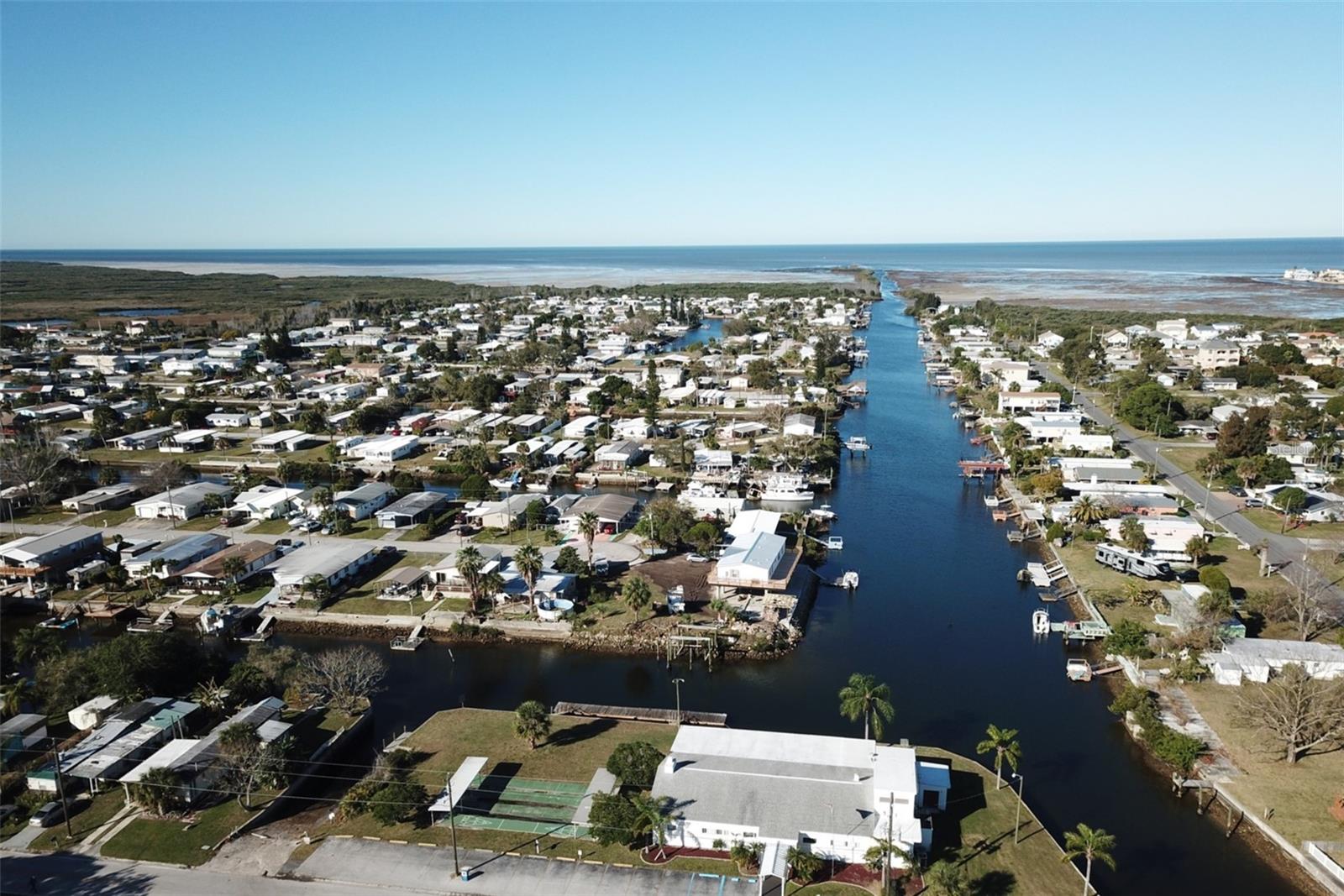 SIGNAL COVE - Residential