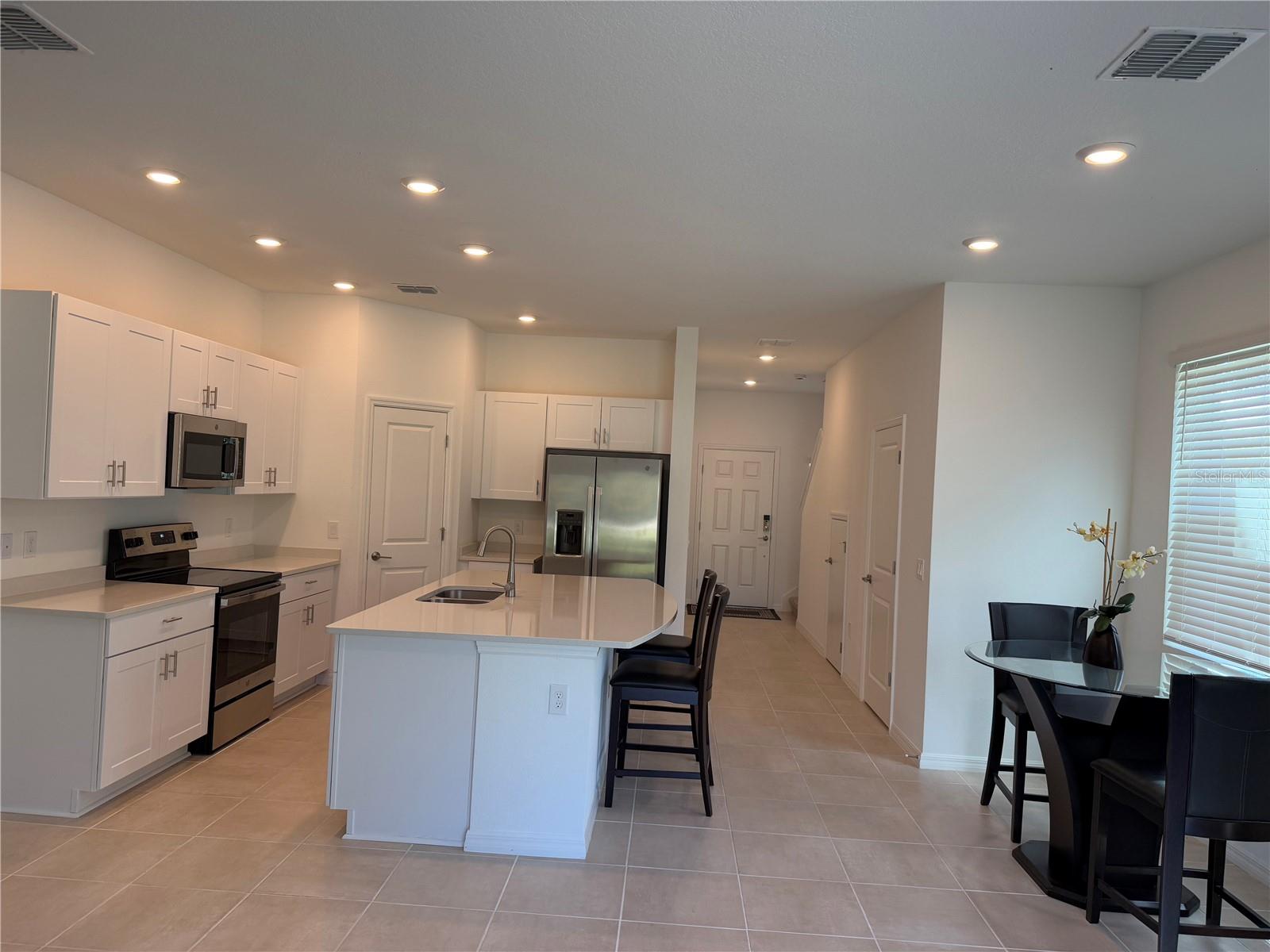 THE TOWNHOMES AT BELLALAGO - Residential