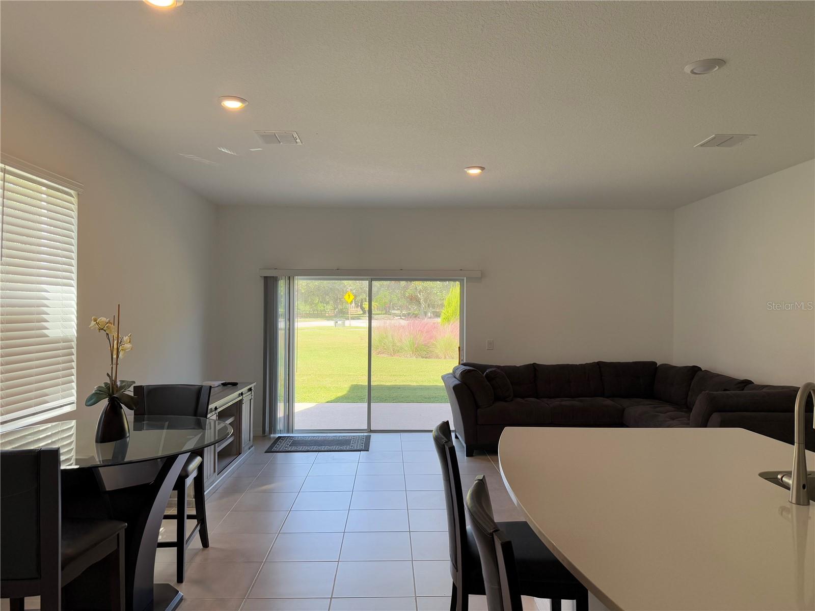 THE TOWNHOMES AT BELLALAGO - Residential