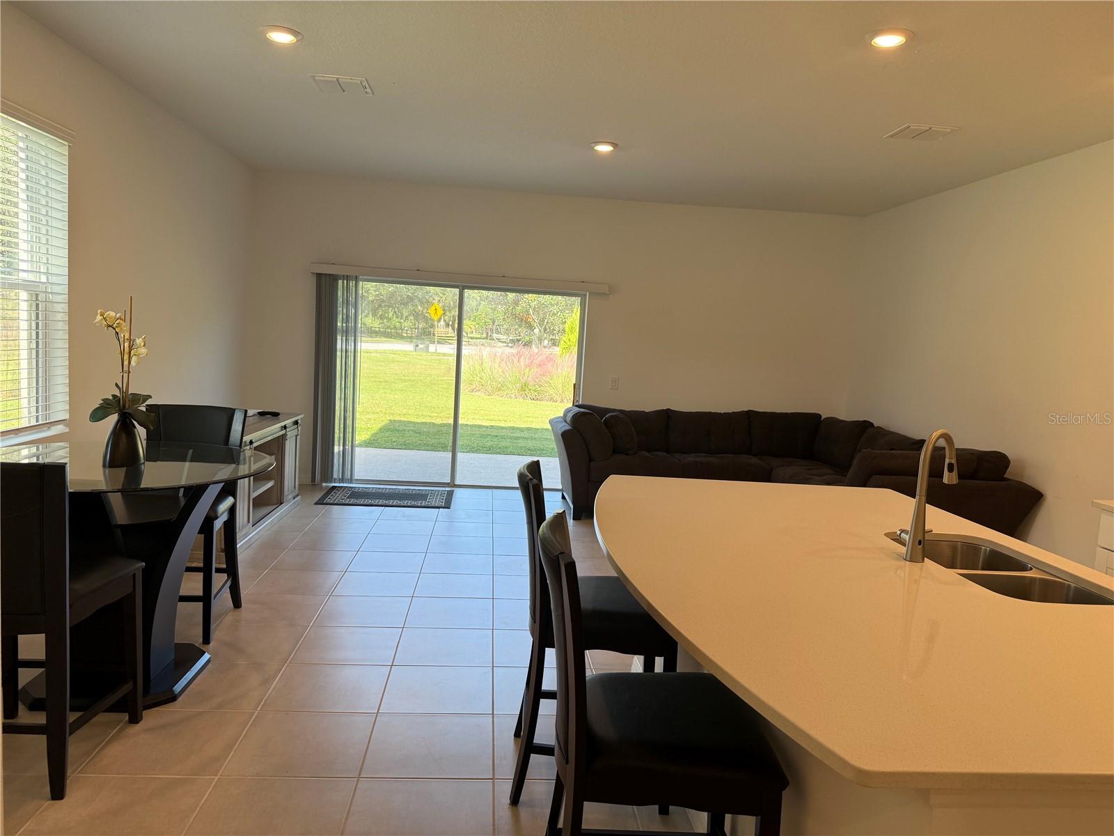 THE TOWNHOMES AT BELLALAGO - Residential