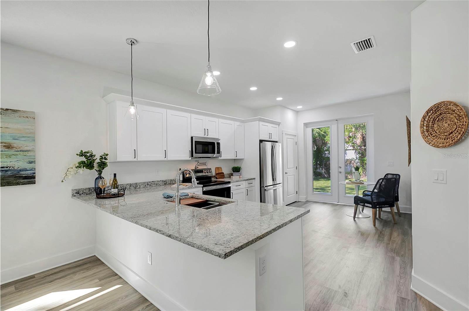 GARDEN ACRES RESUB BLO - Residential