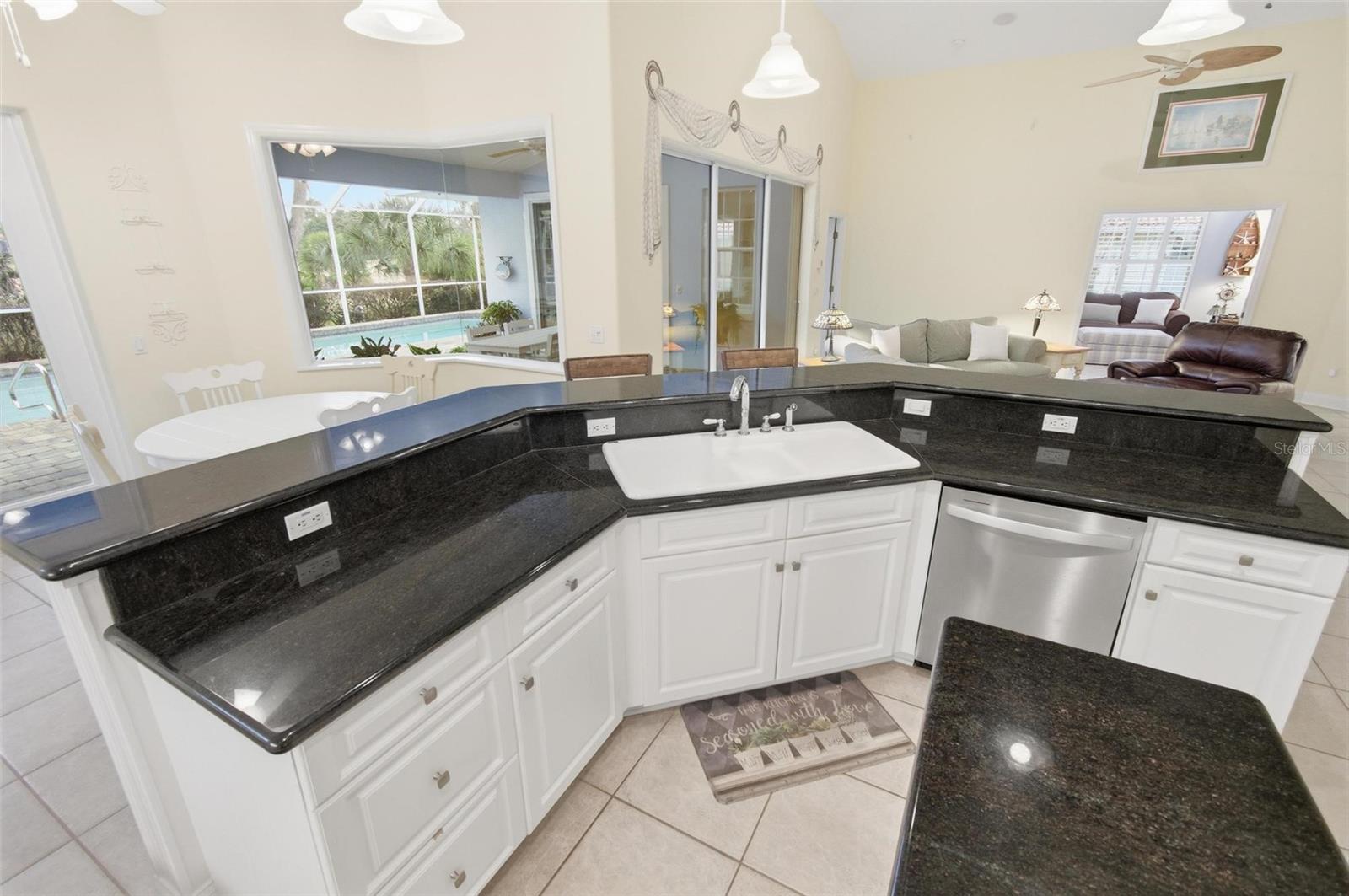 FRONT STREET GRAND HAVEN PH 01 - Residential