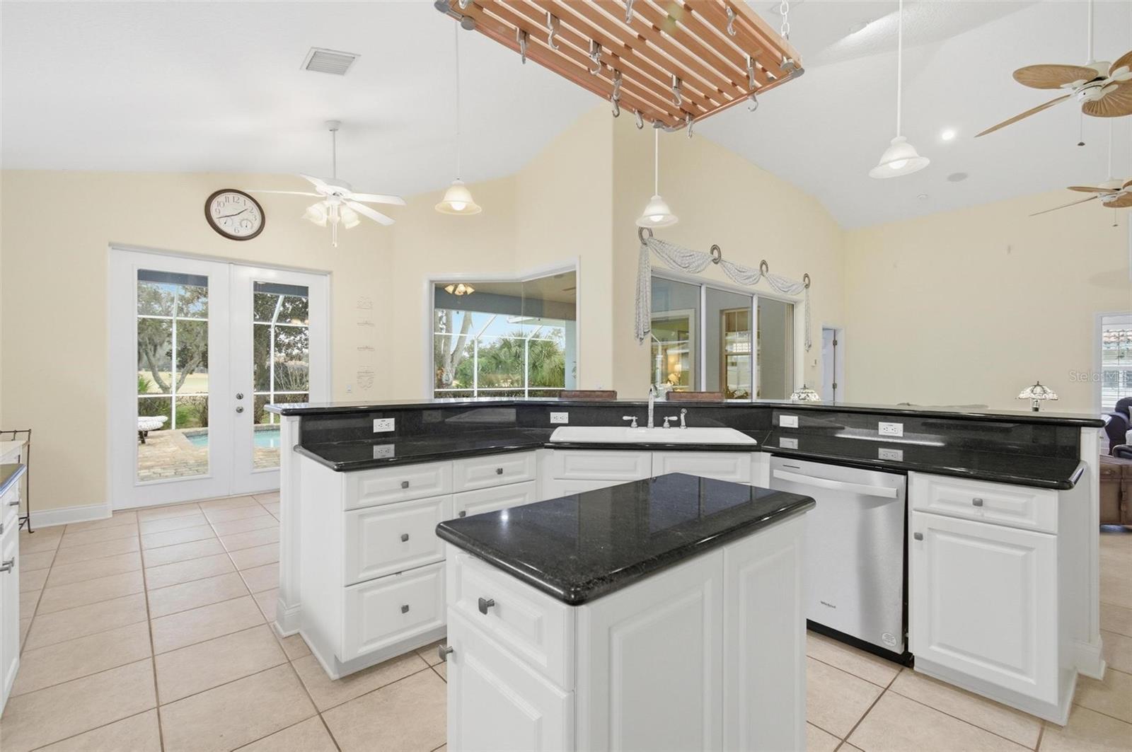 FRONT STREET GRAND HAVEN PH 01 - Residential