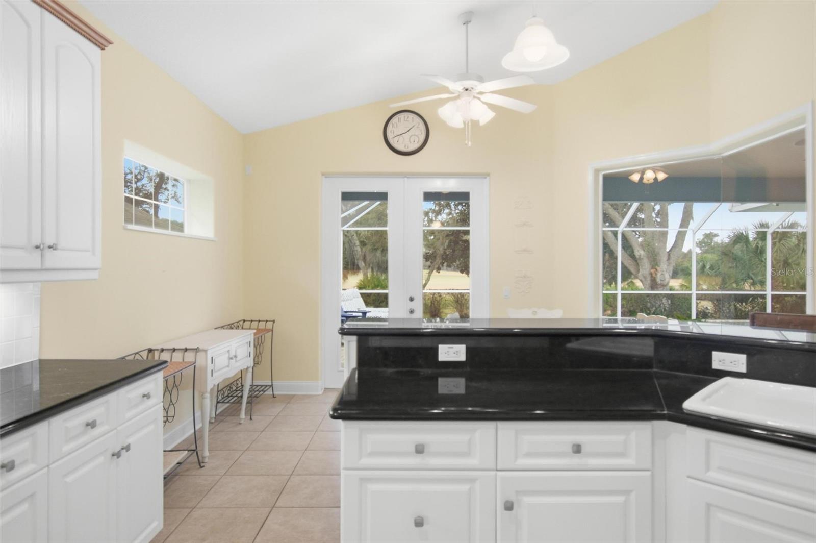 FRONT STREET GRAND HAVEN PH 01 - Residential