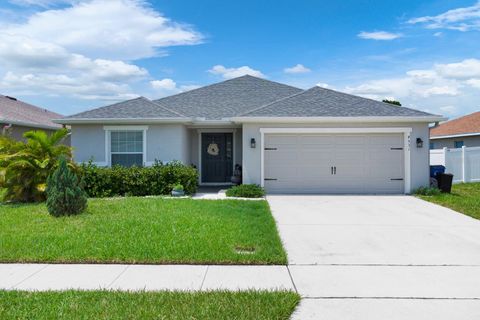 A home in SAINT CLOUD