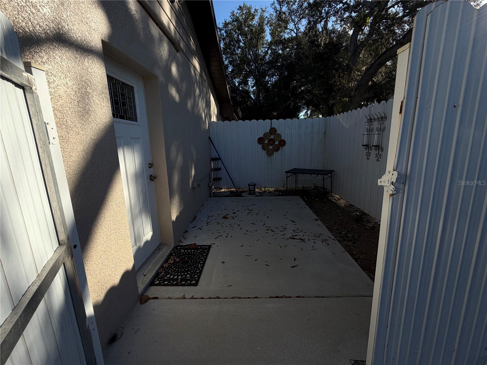 UNPLATTED - Residential