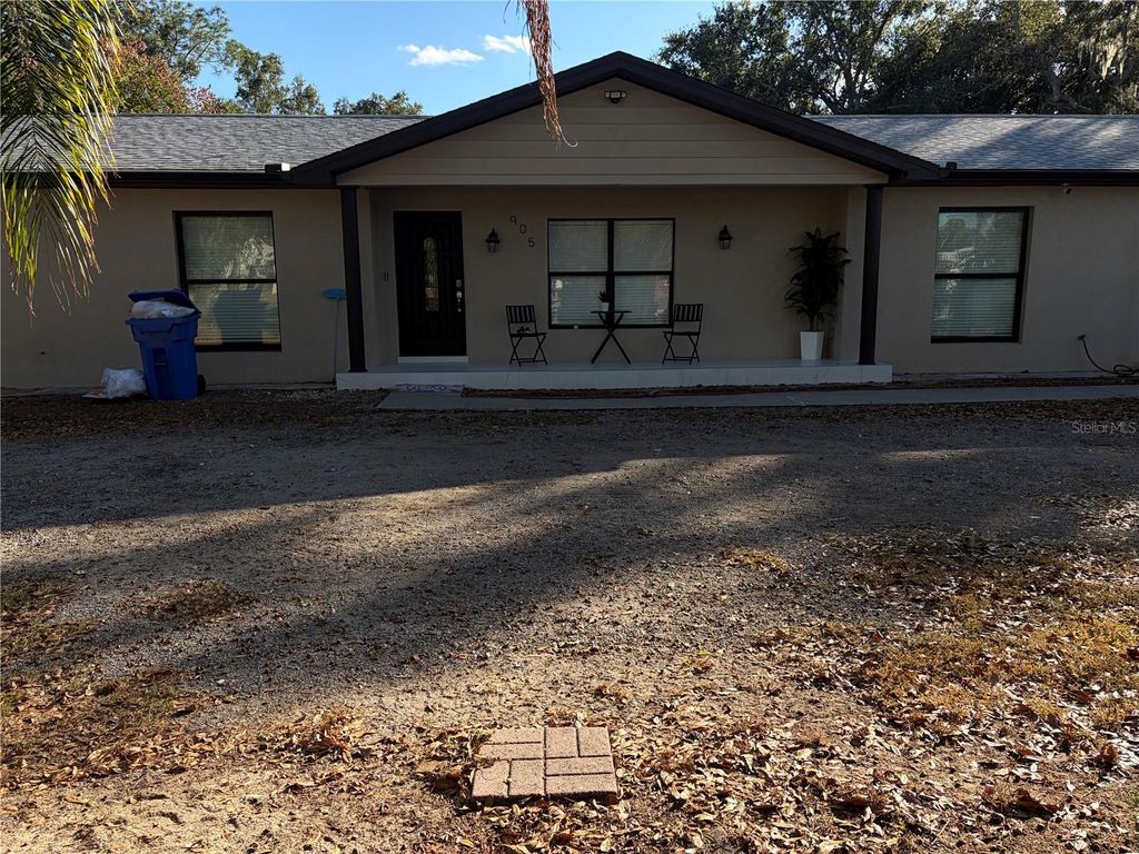 Photo of 905 Bama Road, Brandon, FL 33511 (MLS # TB8452914)