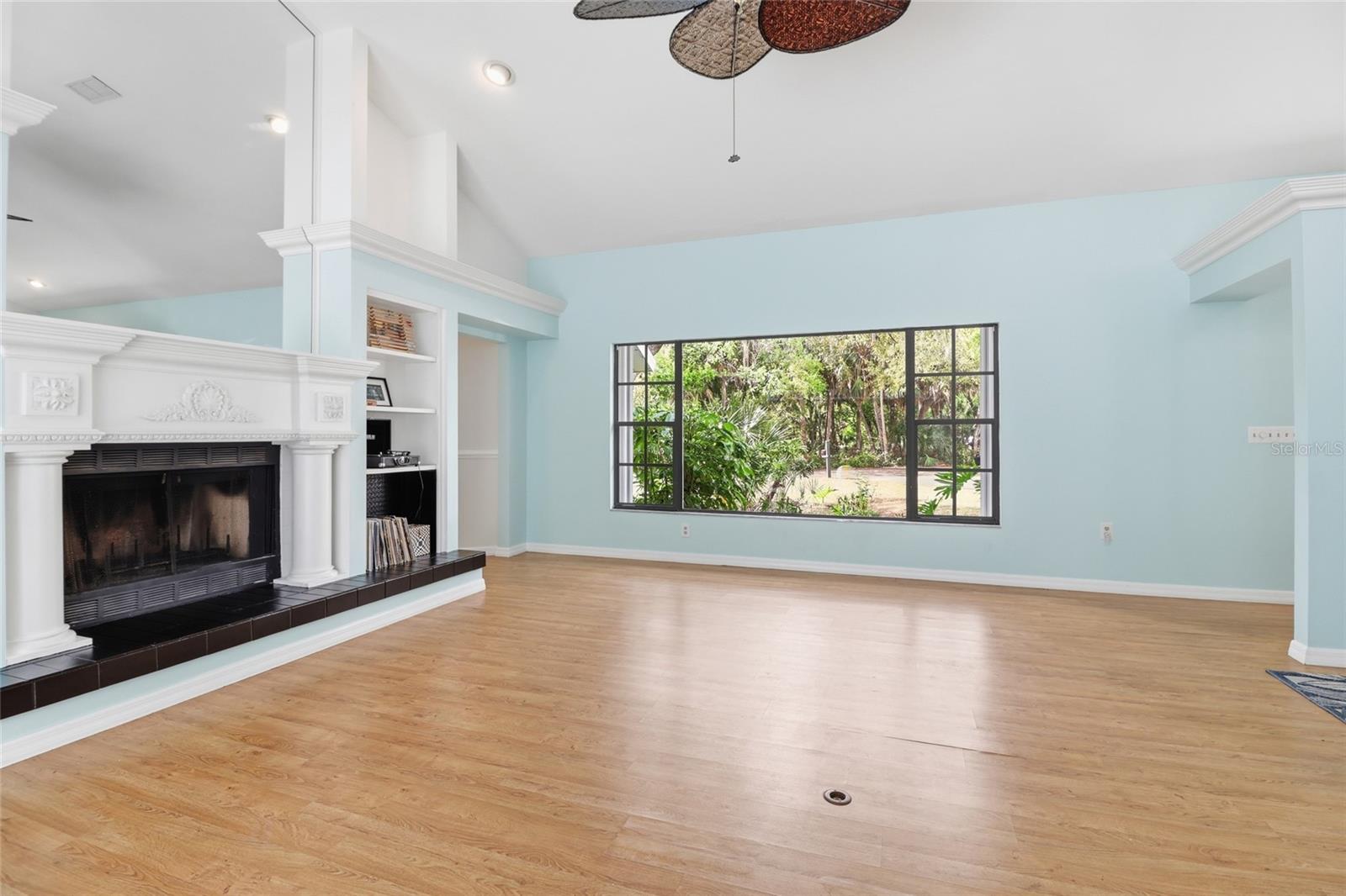 WOODLAND PARK - Residential