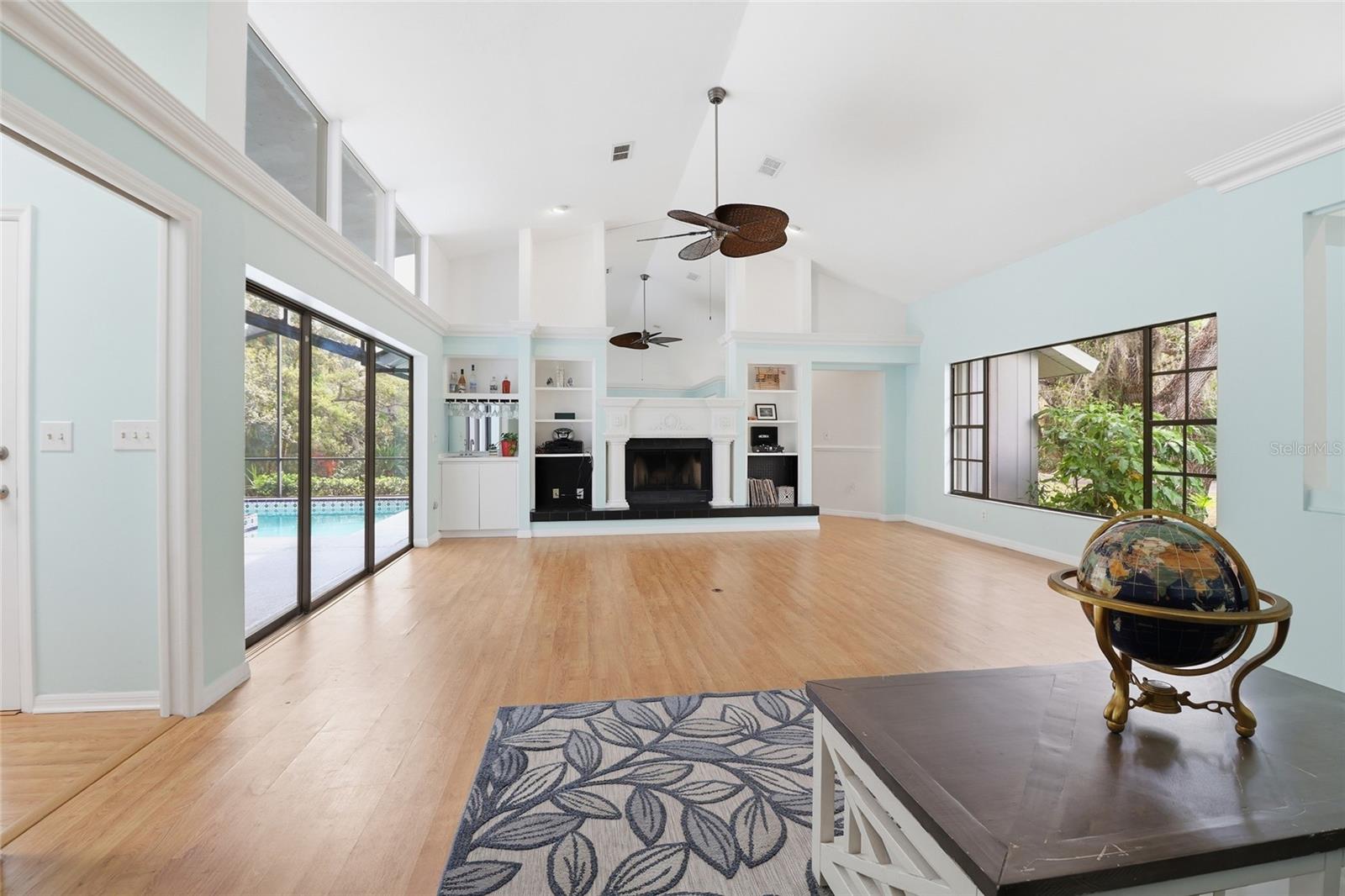 WOODLAND PARK - Residential