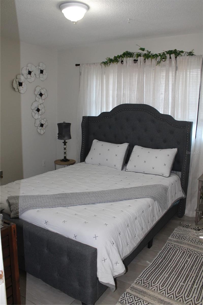 JASMINE LAKES - Residential