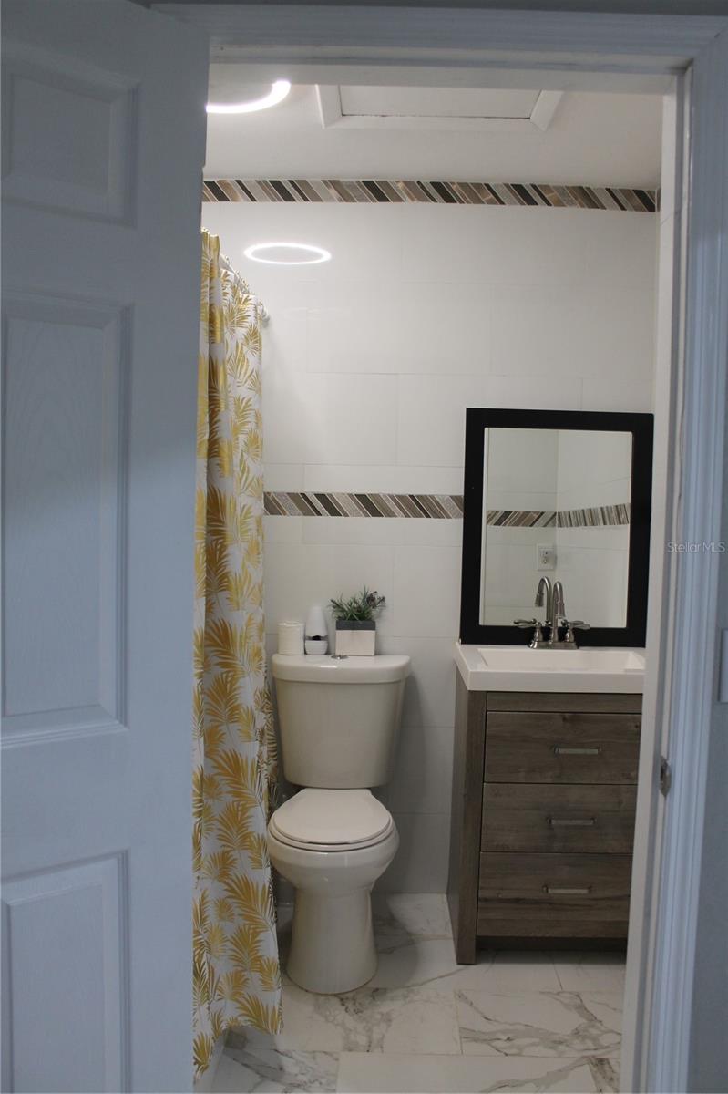 JASMINE LAKES - Residential