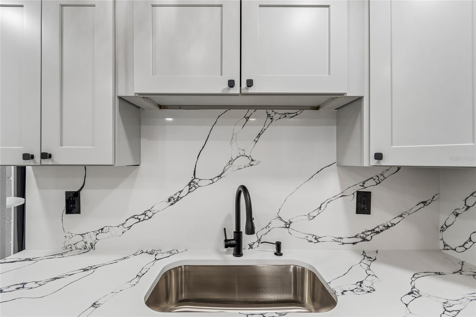 KNOLLWOOD VILLAGE - Residential