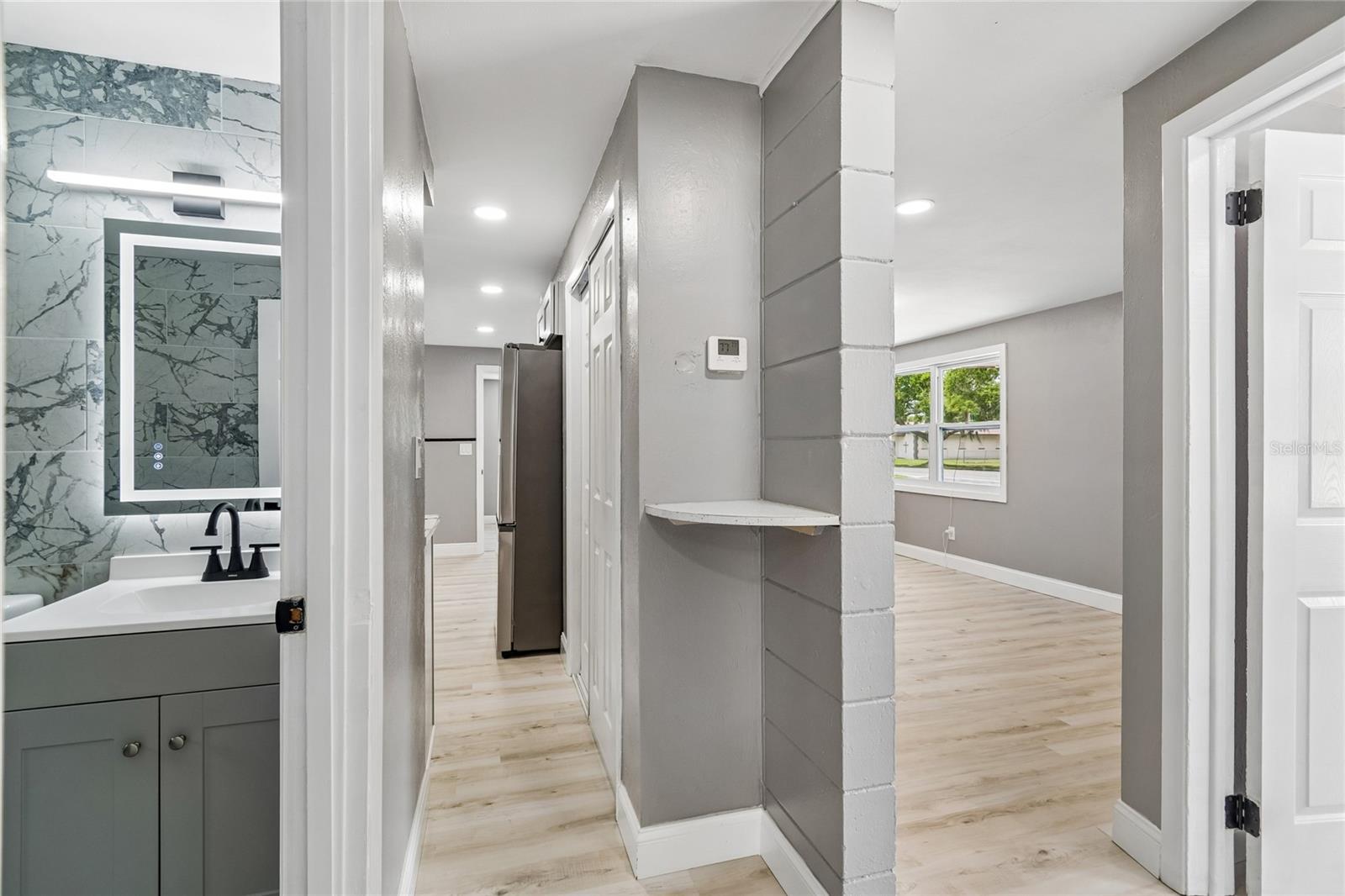 KNOLLWOOD VILLAGE - Residential