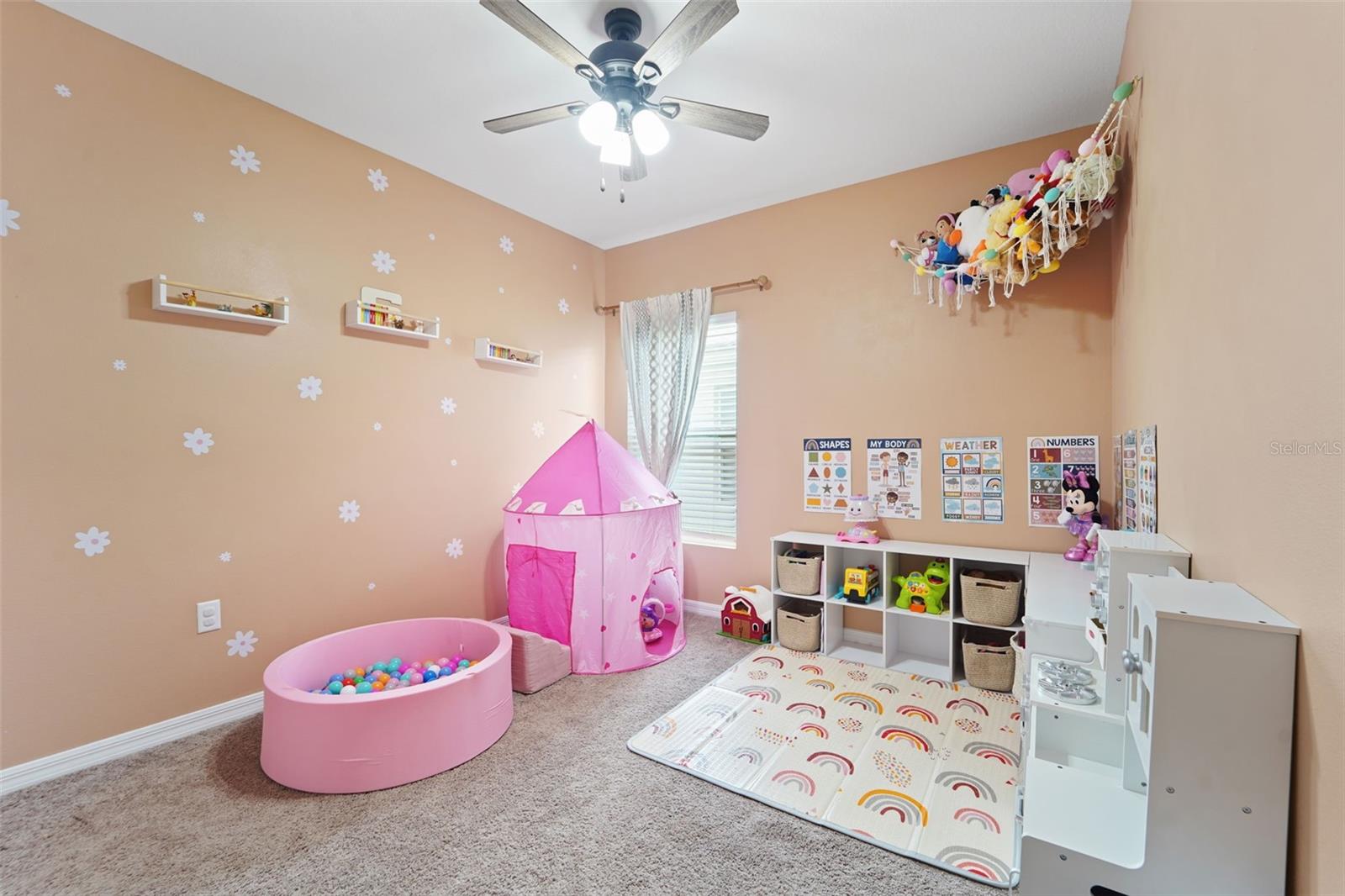 PASADENA POINT PHASE 1 - Residential