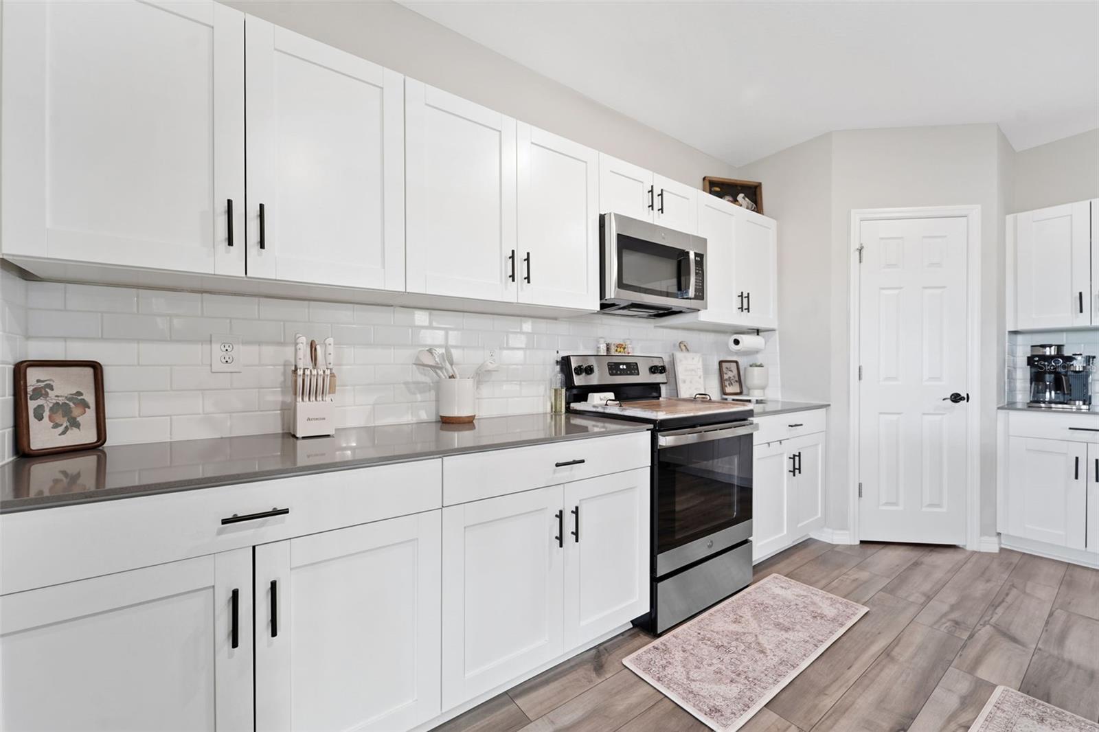 PASADENA POINT PHASE 1 - Residential