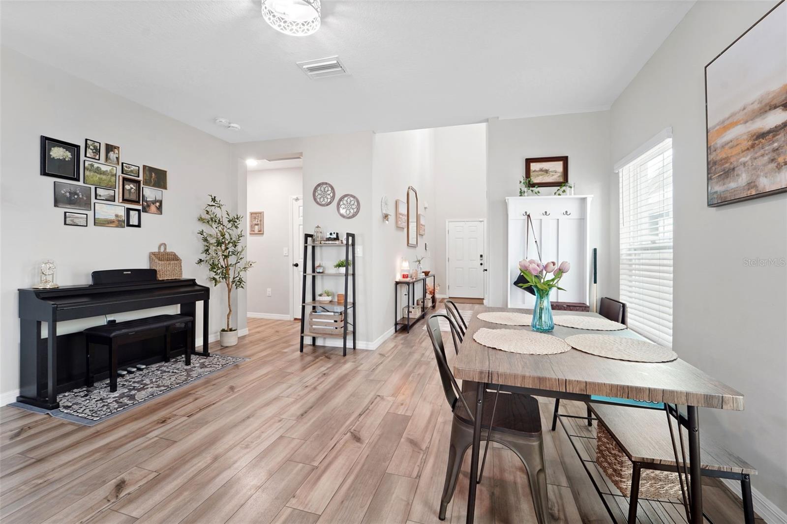 PASADENA POINT PHASE 1 - Residential